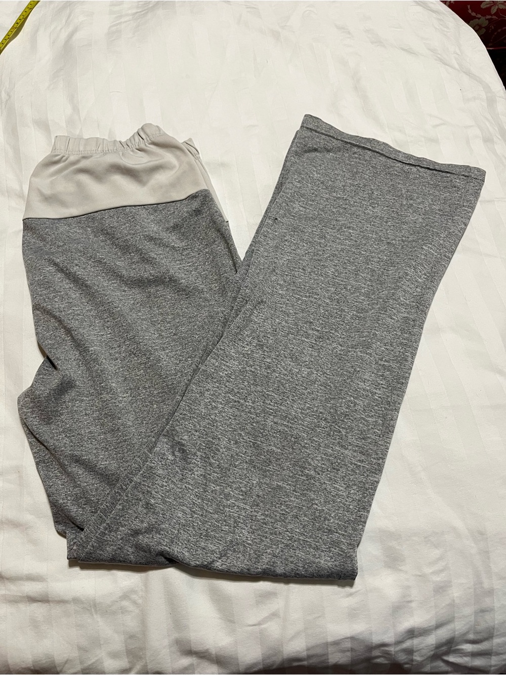 Gray & Cream Stretch Lounge Pants
14-06